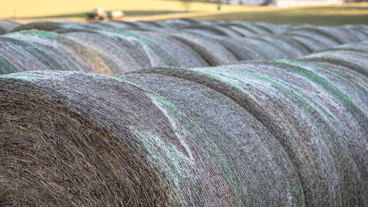 Pros and Cons of Covering Bales for Outdoor Storage - XES Netting
